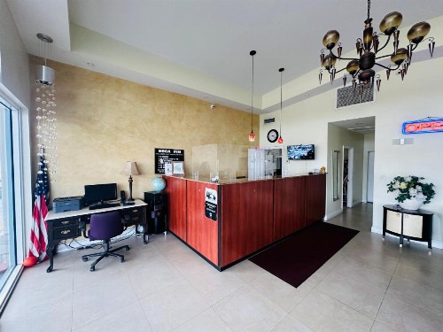 Boca Inn - image 12