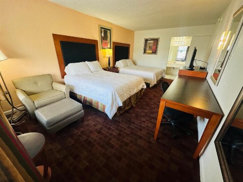 Boca Inn - image 16