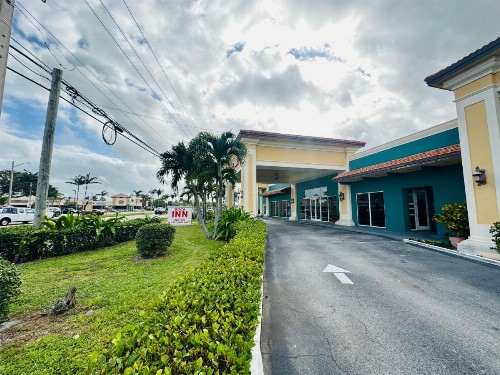 Boca Inn - image 26