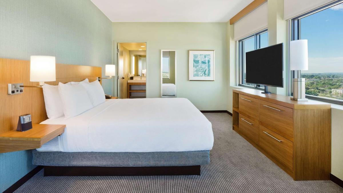 Hyatt Place Boca Raton - image 3