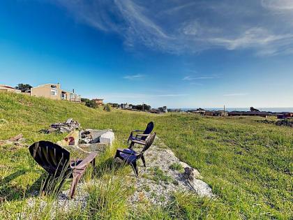 New Listing Stunning Beach Getaway With Ocean Views Home California