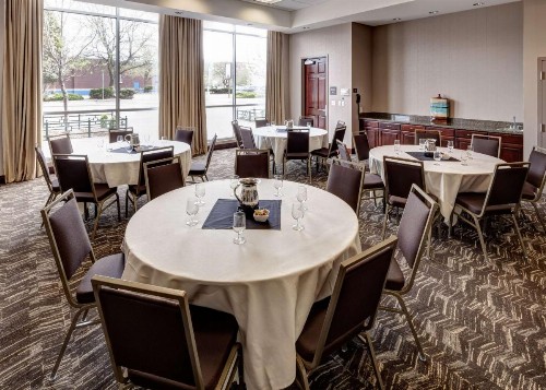 Hampton Inn & Suites Boise-Downtown - image 28