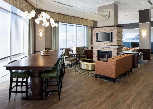 Hampton Inn & Suites Boise-Downtown - image 4