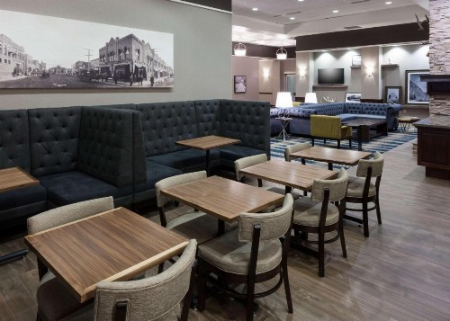 Hampton Inn & Suites Boise-Downtown - image 41