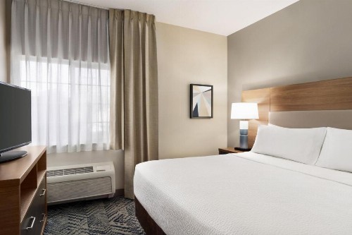 Candlewood Suites Boise - Towne Square an IHG Hotel - image 25
