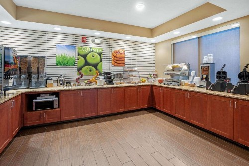 La Quinta by Wyndham Boise Airport - image 21