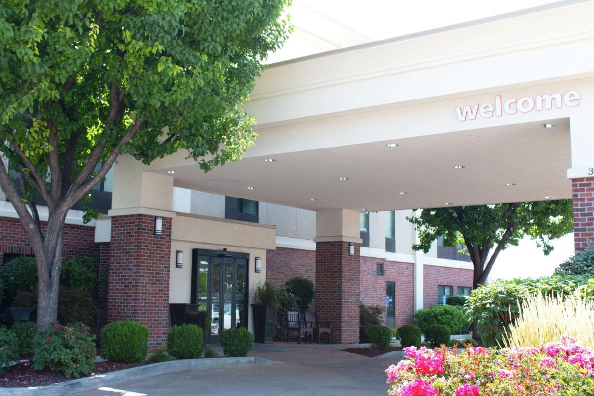 Hampton Inn Boise - Airport - image 2