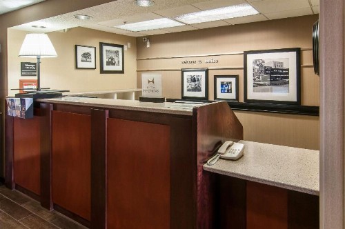 Hampton Inn Boise - Airport - image 3