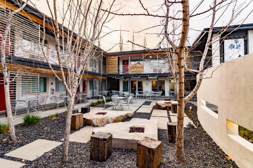 Modern Hotel - image 1