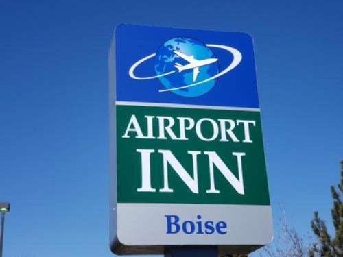 Airport Inn - image 31
