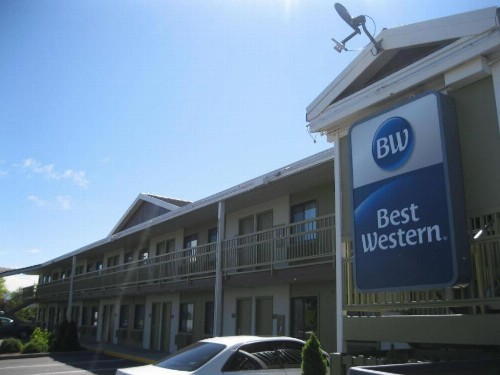 Airport Inn - image 4