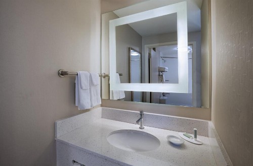 SpringHill Suites Boise West/Eagle - image 18