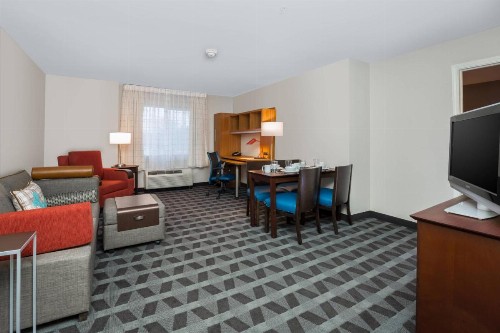 TownePlace Suites by Marriott Boise Downtown/University - image 7