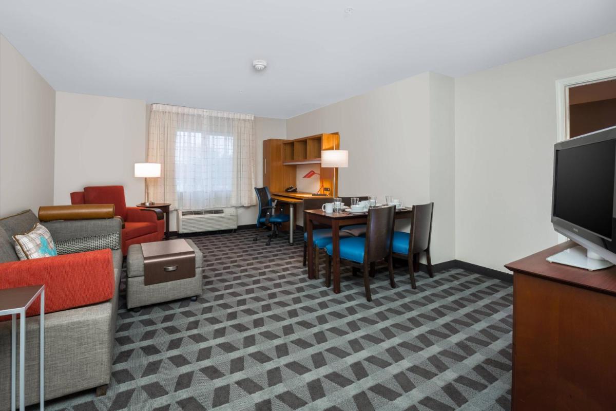 TownePlace Suites by Marriott Boise Downtown/University - image 7