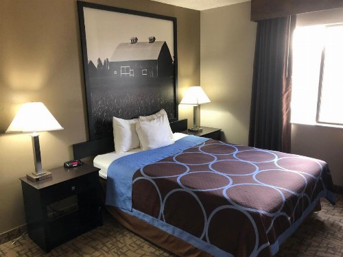 Super 8 by Wyndham Boise - image 21