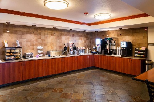 Best Western Vista Inn at the Airport - image 15