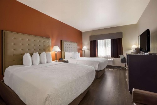 Best Western Northwest Lodge - image 18