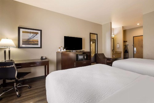 Best Western Northwest Lodge - image 19