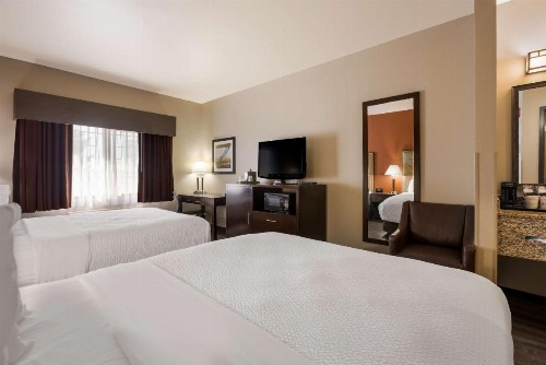 Best Western Northwest Lodge - image 20