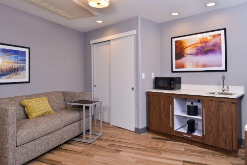 Hampton Inn & Suites Boise/Spectrum - image 15