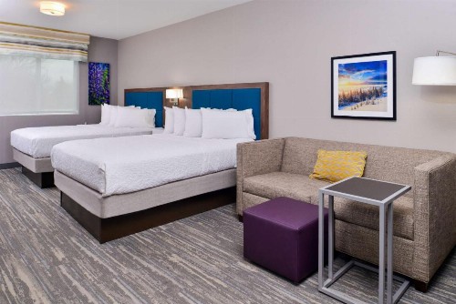 Hampton Inn & Suites Boise/Spectrum - image 17