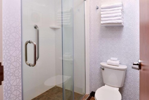 Hampton Inn & Suites Boise/Spectrum - image 19