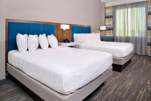 Hampton Inn & Suites Boise/Spectrum - image 27