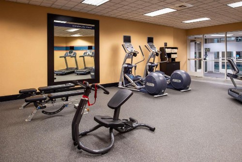 Hampton Inn & Suites Boise/Spectrum - image 28