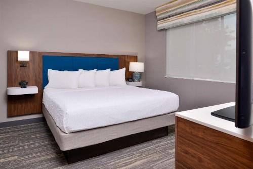 Hampton Inn & Suites Boise/Spectrum - image 35