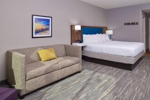 Hampton Inn & Suites Boise/Spectrum - image 36