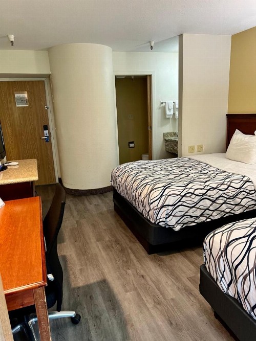 Rodeway Inn Airport Boise - image 15