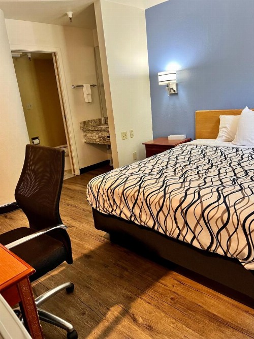 Rodeway Inn Airport Boise - image 16
