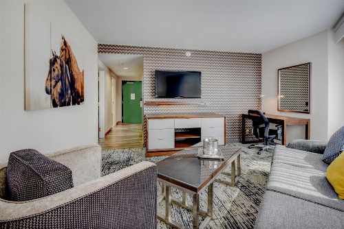 The Grove Hotel - image 18
