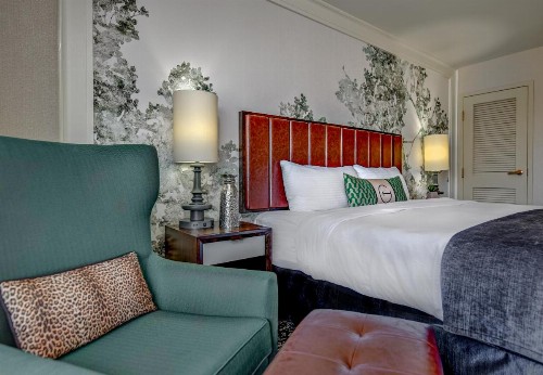 The Grove Hotel - image 2