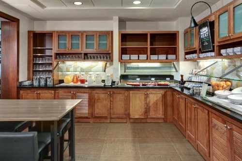 Hyatt Place Boise/Towne Square - image 6