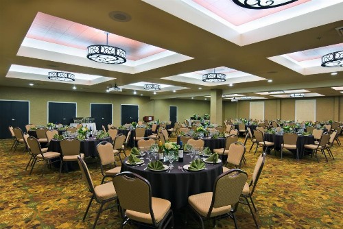 Oxford Suites Boise - image 27