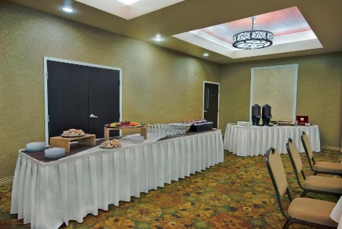 Oxford Suites Boise - image 28