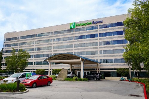 Holiday Inn Express Boise Downtown an IHG Hotel - image 19