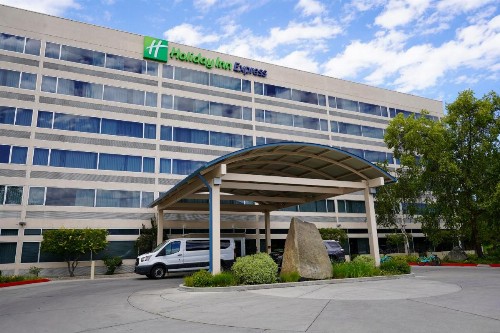 Holiday Inn Express Boise Downtown an IHG Hotel - image 39