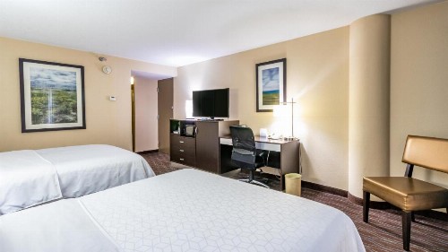 Holiday Inn Express Boise Downtown an IHG Hotel - image 48