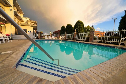 Red Lion Inn & Suites Boise Airport - image 10
