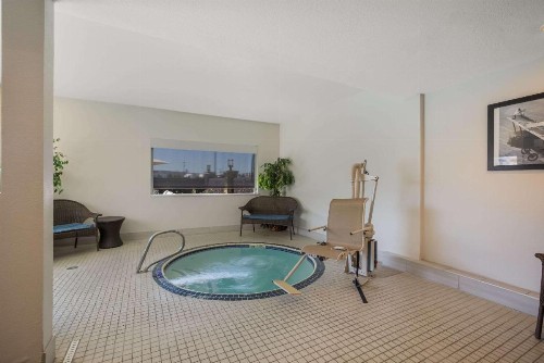 Red Lion Inn & Suites Boise Airport - image 17