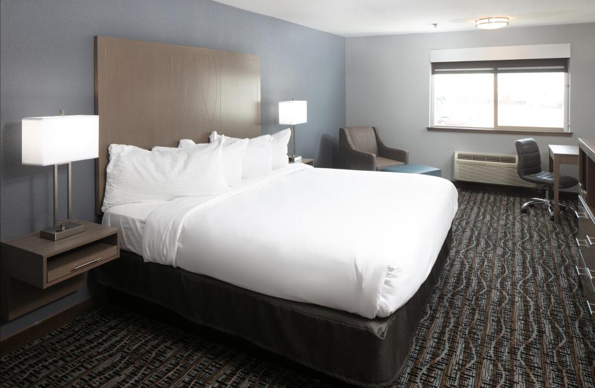 Red Lion Inn & Suites Boise Airport - image 2