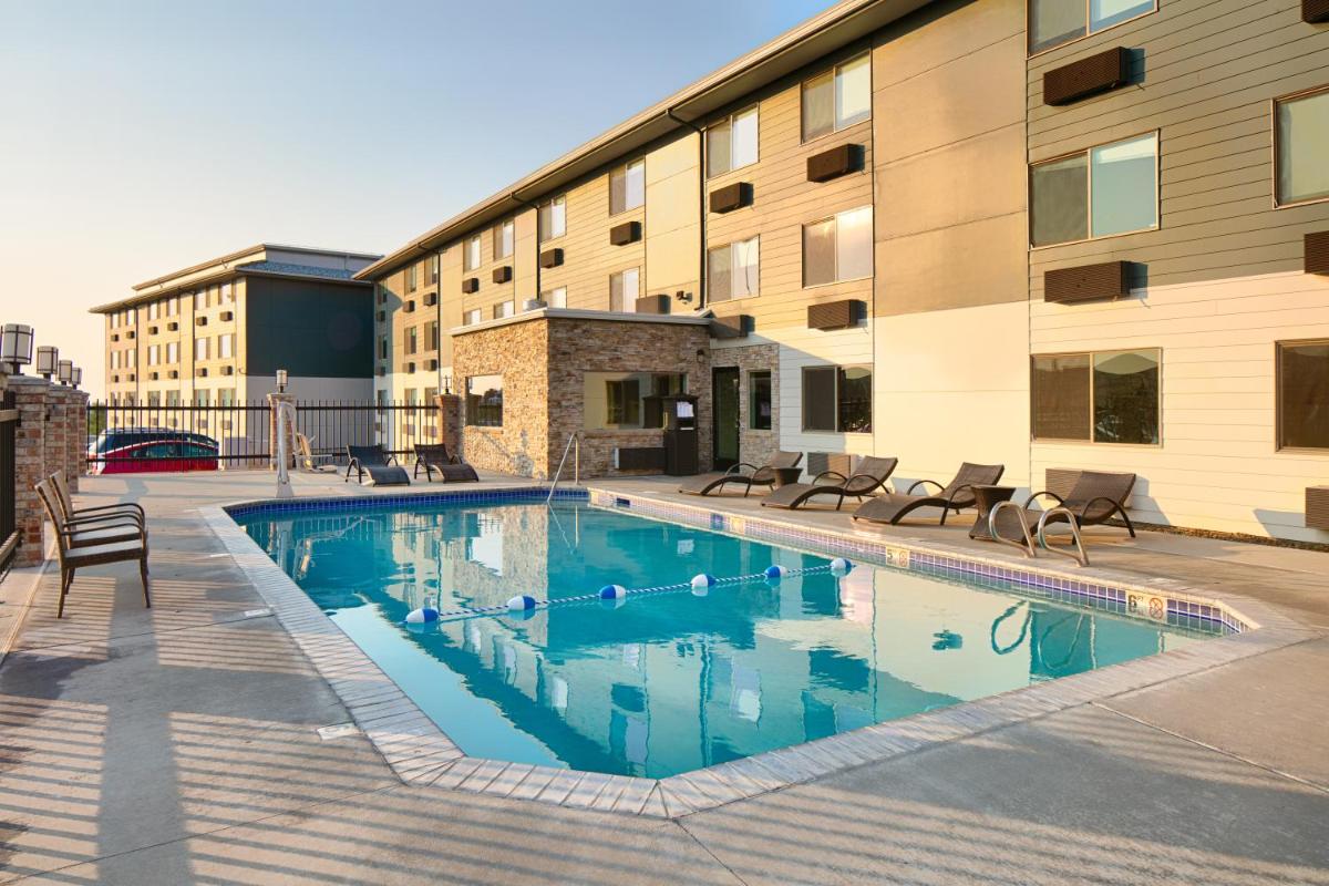 Red Lion Inn & Suites Boise Airport - image 3