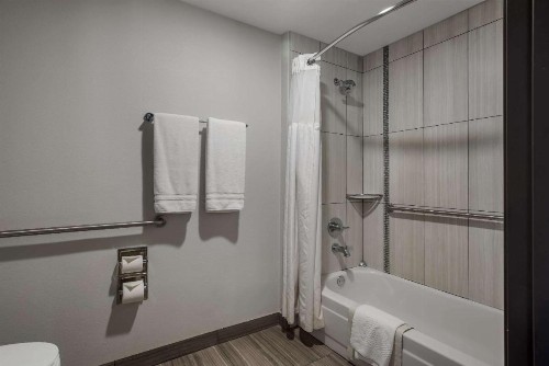 Red Lion Inn & Suites Boise Airport - image 41