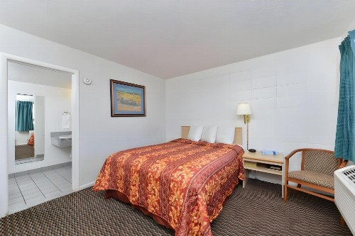 Budget Inn Boise - image 11