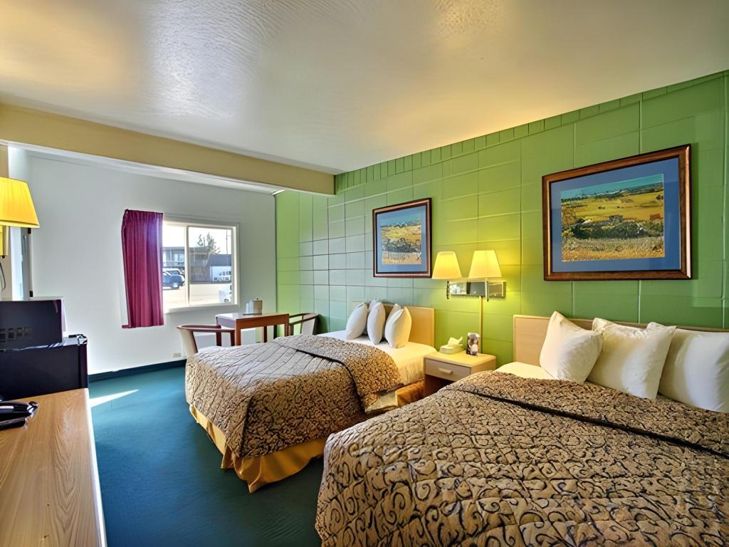 Budget Inn Boise - image 2