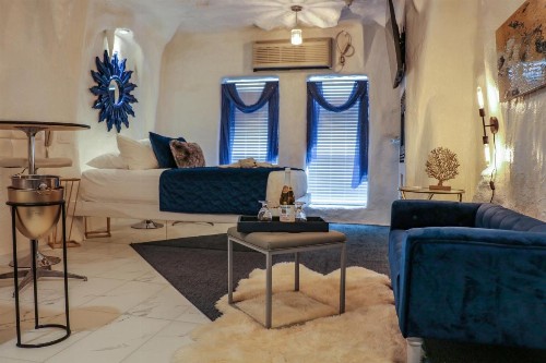 The Anniversary Inn - Boise - image 14