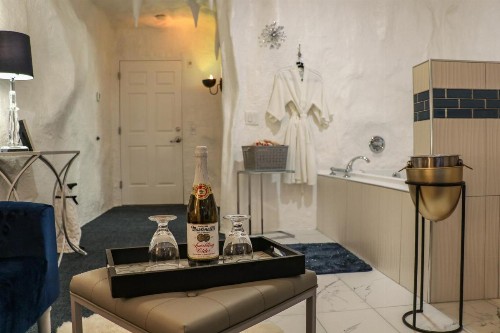 The Anniversary Inn - Boise - image 34