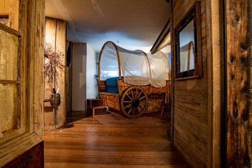 The Anniversary Inn - Boise - image 36